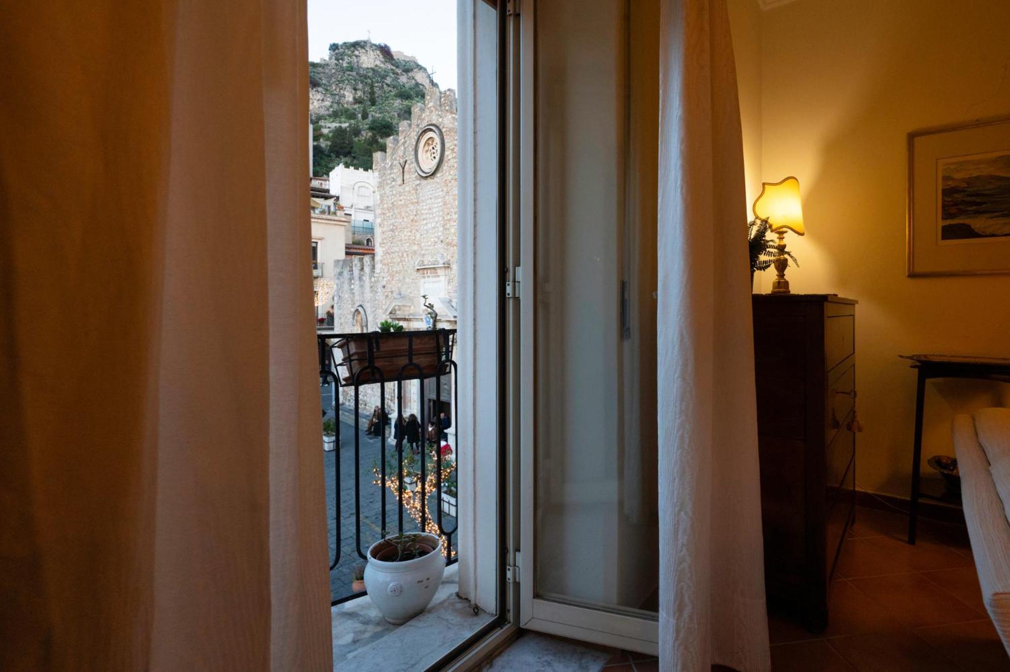Duomo Square Apartment Taormina Exterior foto